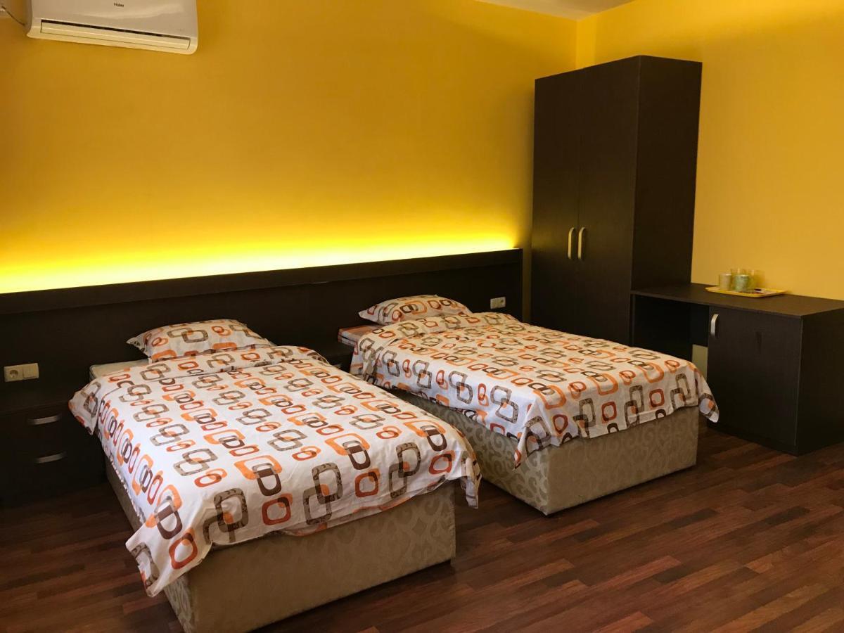Appartement Център à Pleven Extérieur photo